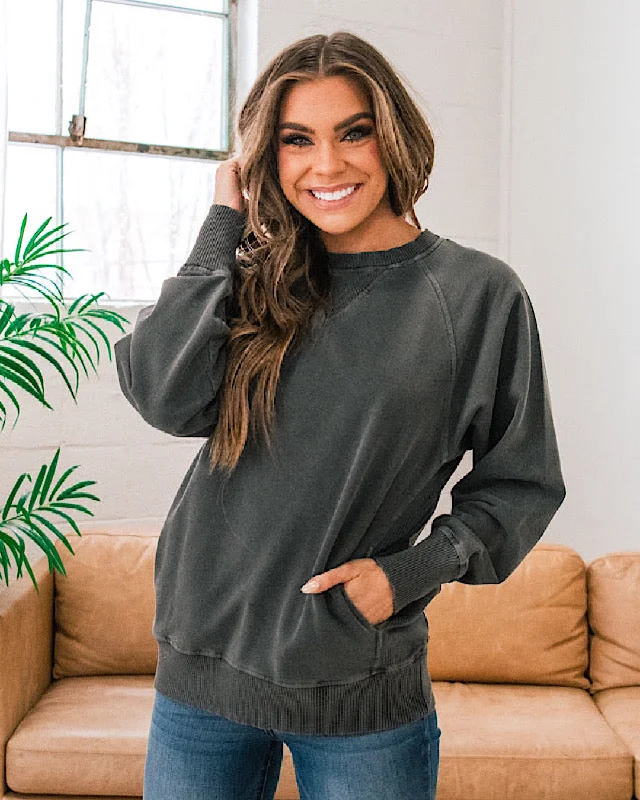 Girlfriend Crewneck Sweatshirt - Black Refined Women's 