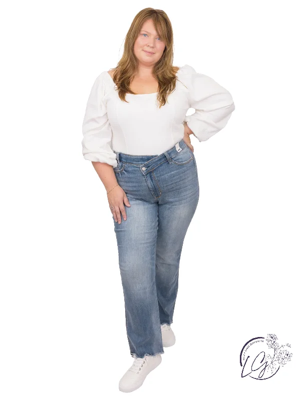 Curvy Victoria  Dad Jean Straight By Judy Blue Dynamic Women's Moto