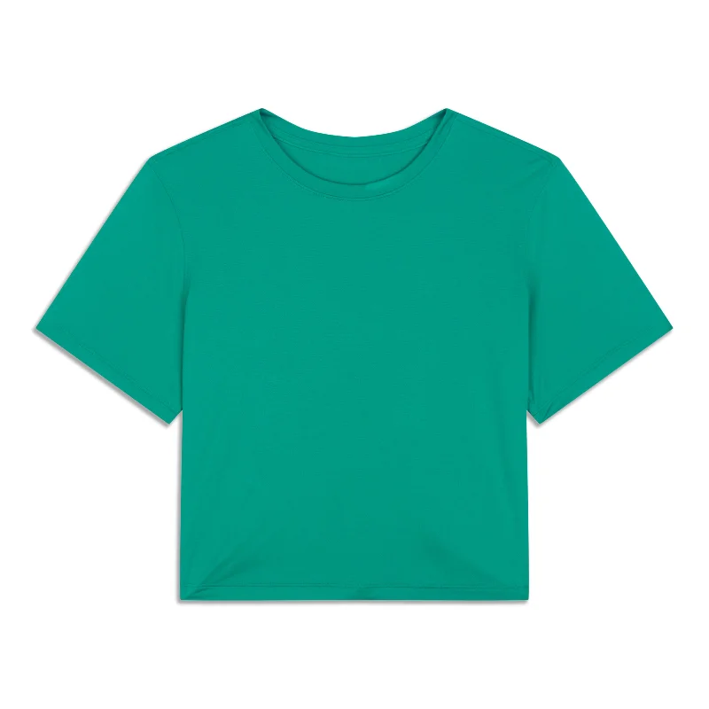 Ultralight Waist-Length T-Shirt - Resale