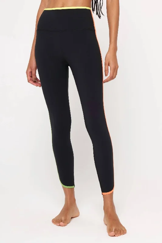 Kaia Leggings In Black Streetwear Style for 