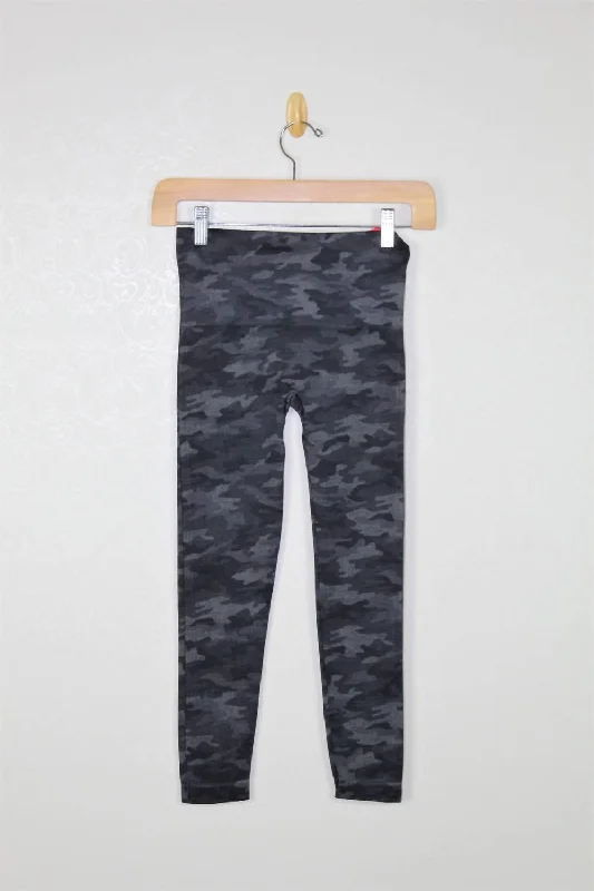 Women's Look At Me Now Seamless Legging In Camo Sharp Women's Italian