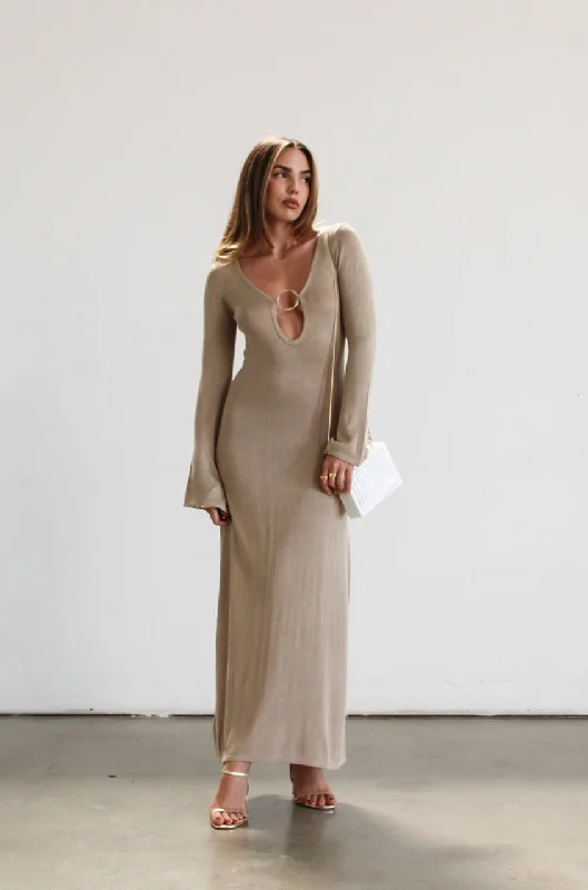 Maya Riviera Maxi Dress Laid - back Women's Style
