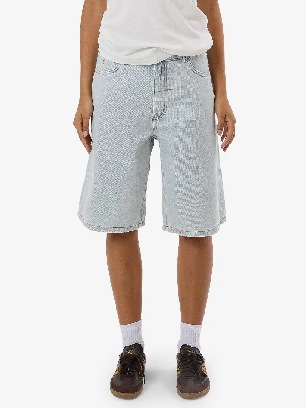 Syd Short - Dirty Fade Laid - back Women's Vibe