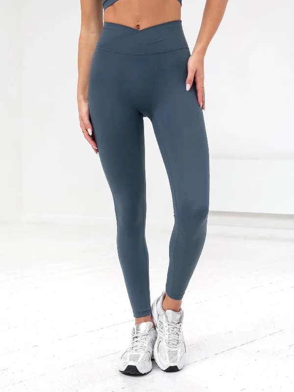 Studio Crossover Leggings - Slate Blue Artistic Women's Avant - 