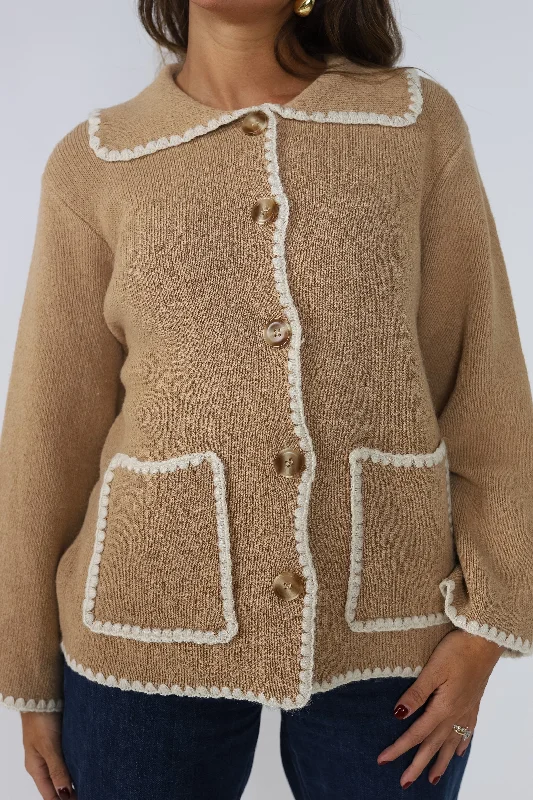 Harlow Knit Trim Buttoned Collar Jacket (Camel)