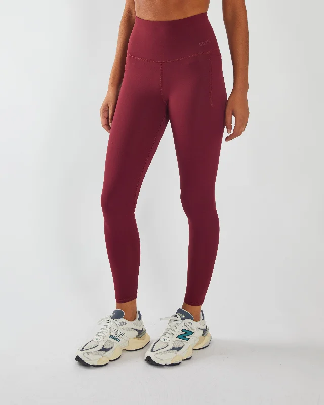 Odessa Ultra Hr Pant Cranberry Red garde