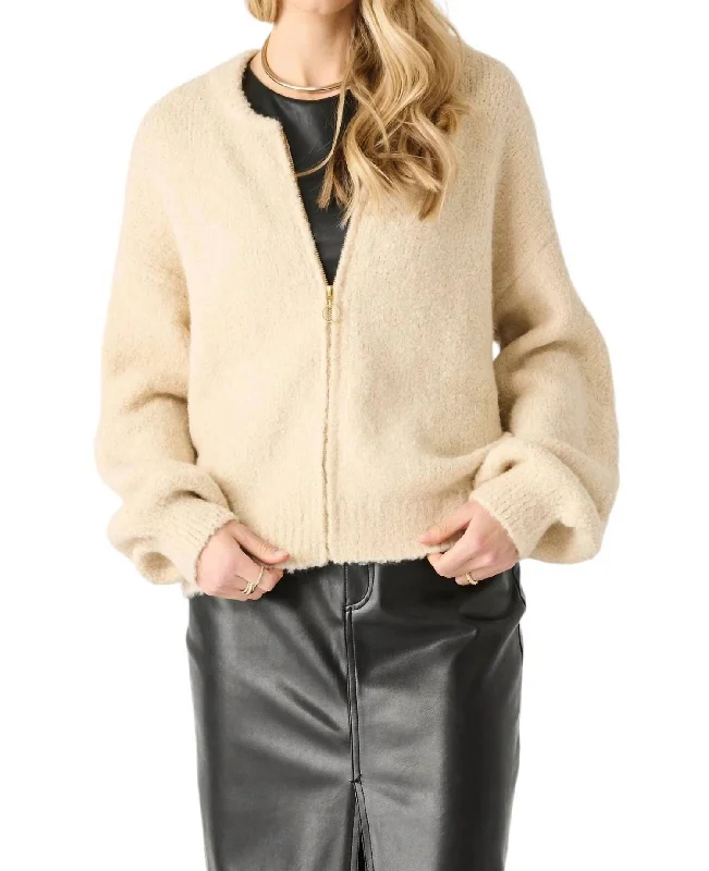 Sweater Bomber In Off White Bold Women's Animal Print