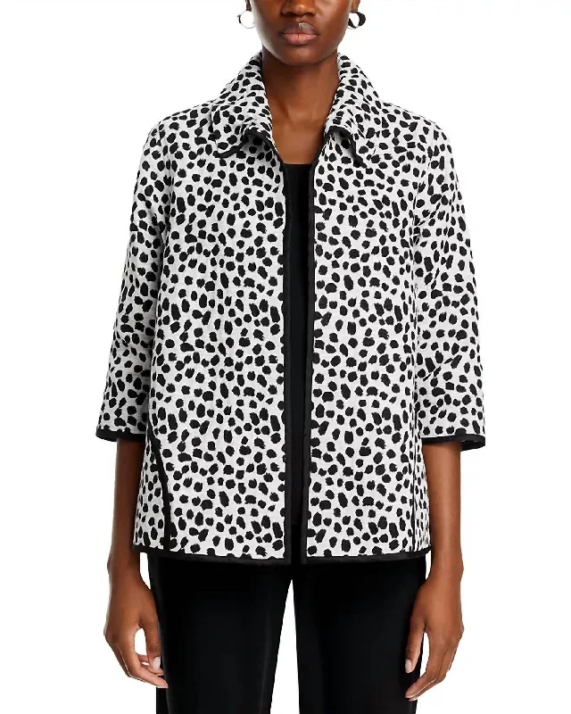 Easy Aline Jacquard Shimmer Jacket In Black/ivory