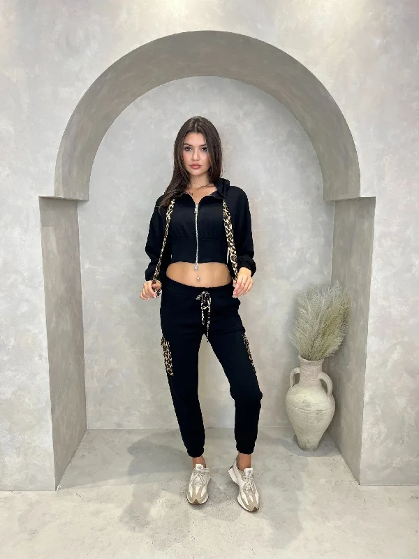 Black Leopard Cropped Zipped Hoodie