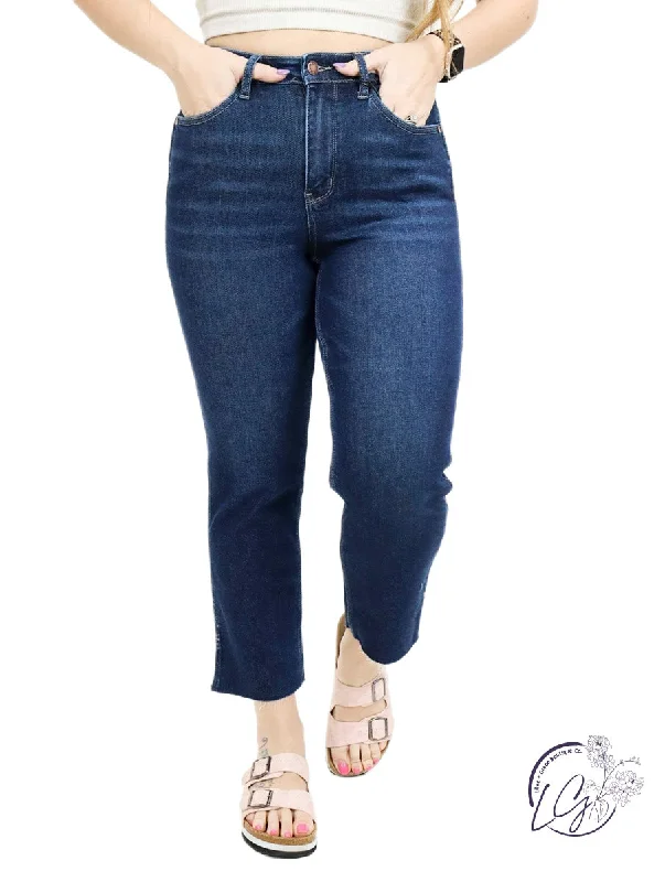 Curvy Regina Crop Straight Jeans By Judy Blue Relaxed Women's Beachy