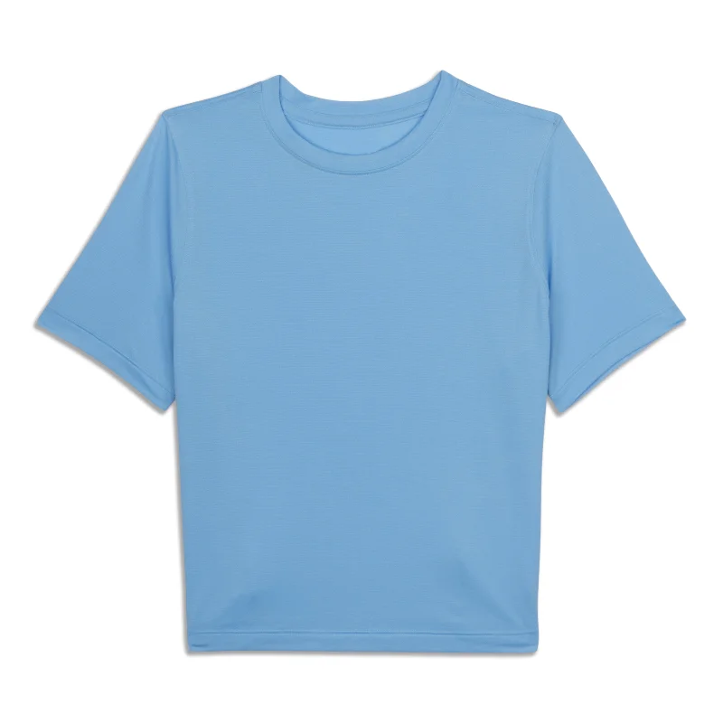 Ultralight Waist-Length T-Shirt - Resale