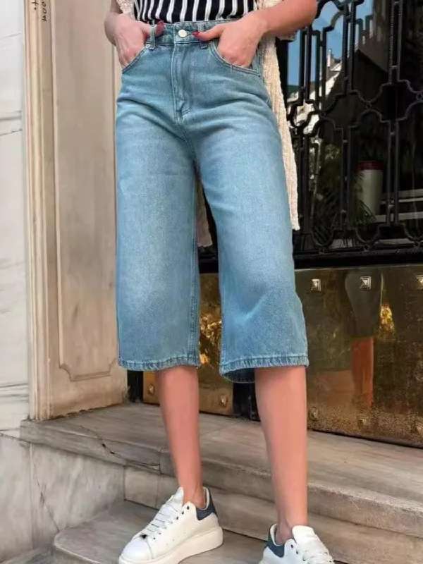 High Waist Denim Shorts with Pockets Sporty Women's Athleisure 