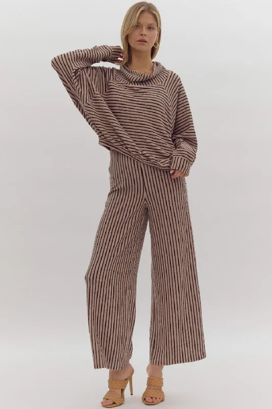 Add A Touch Set Cool Women's Distressed