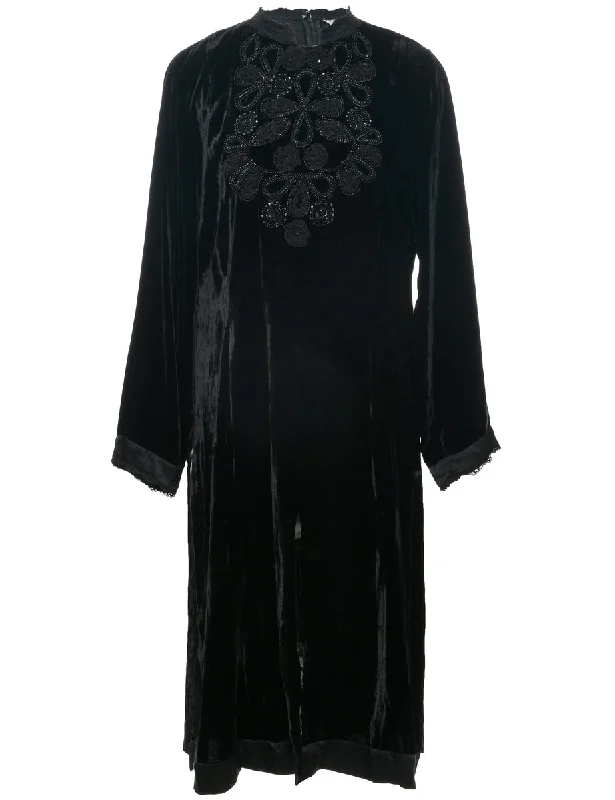 Velvet Black Evening Dress - L Monochromatic Office Style